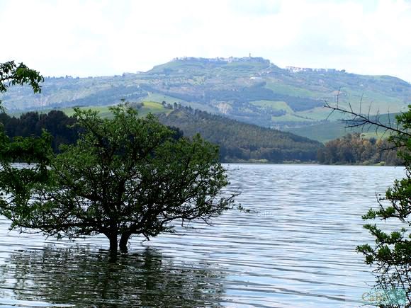 Lago di San Giuliano